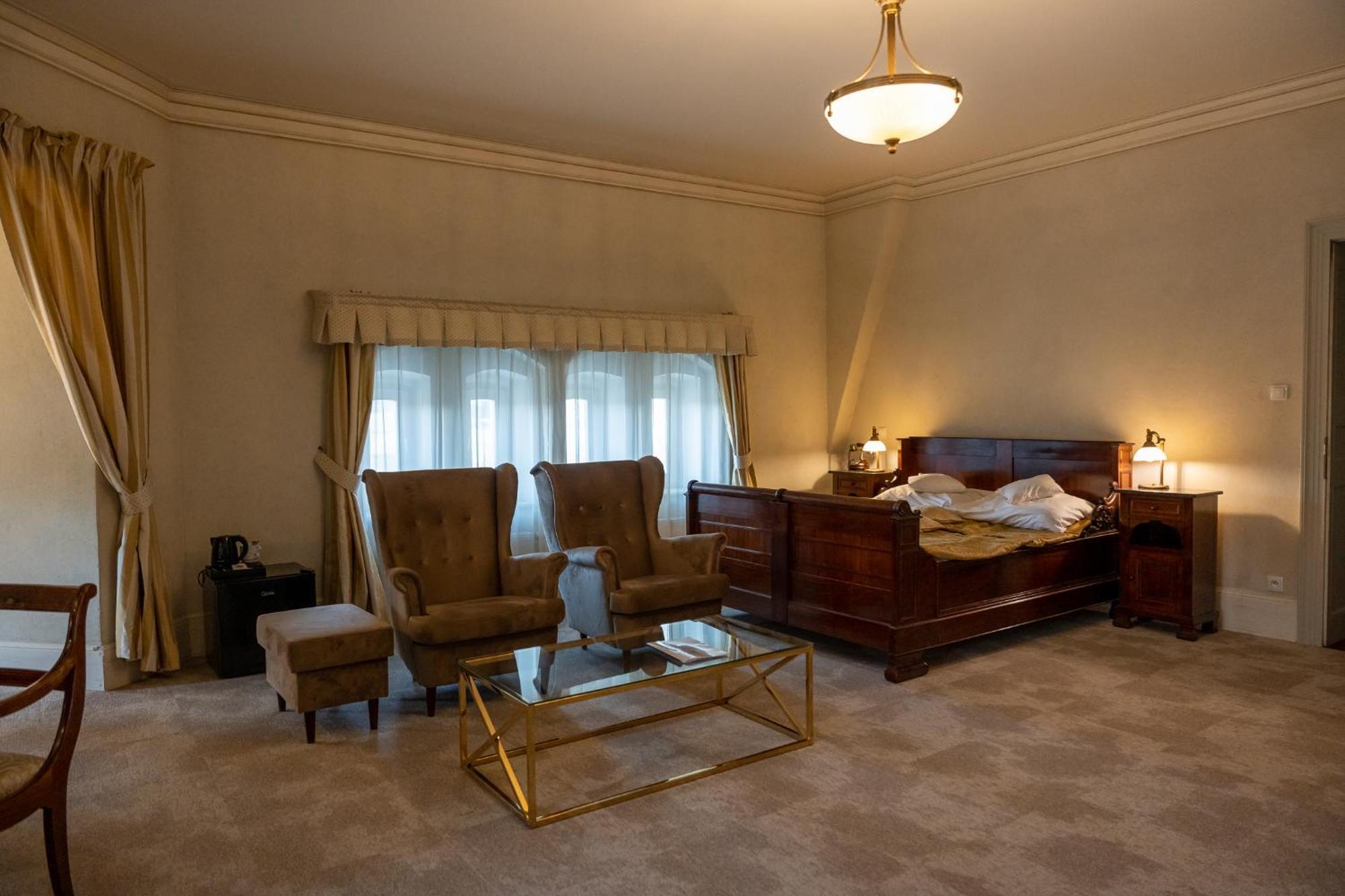 Palac Wojanow Chambre photo
